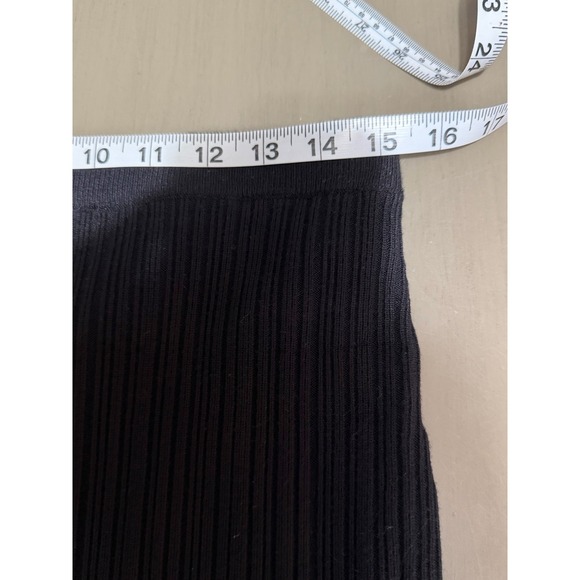 House of Harlow 1960 Black Ribbed Pencil Skirt Size Large Side Slit Mid Length - Picture 4 of 8